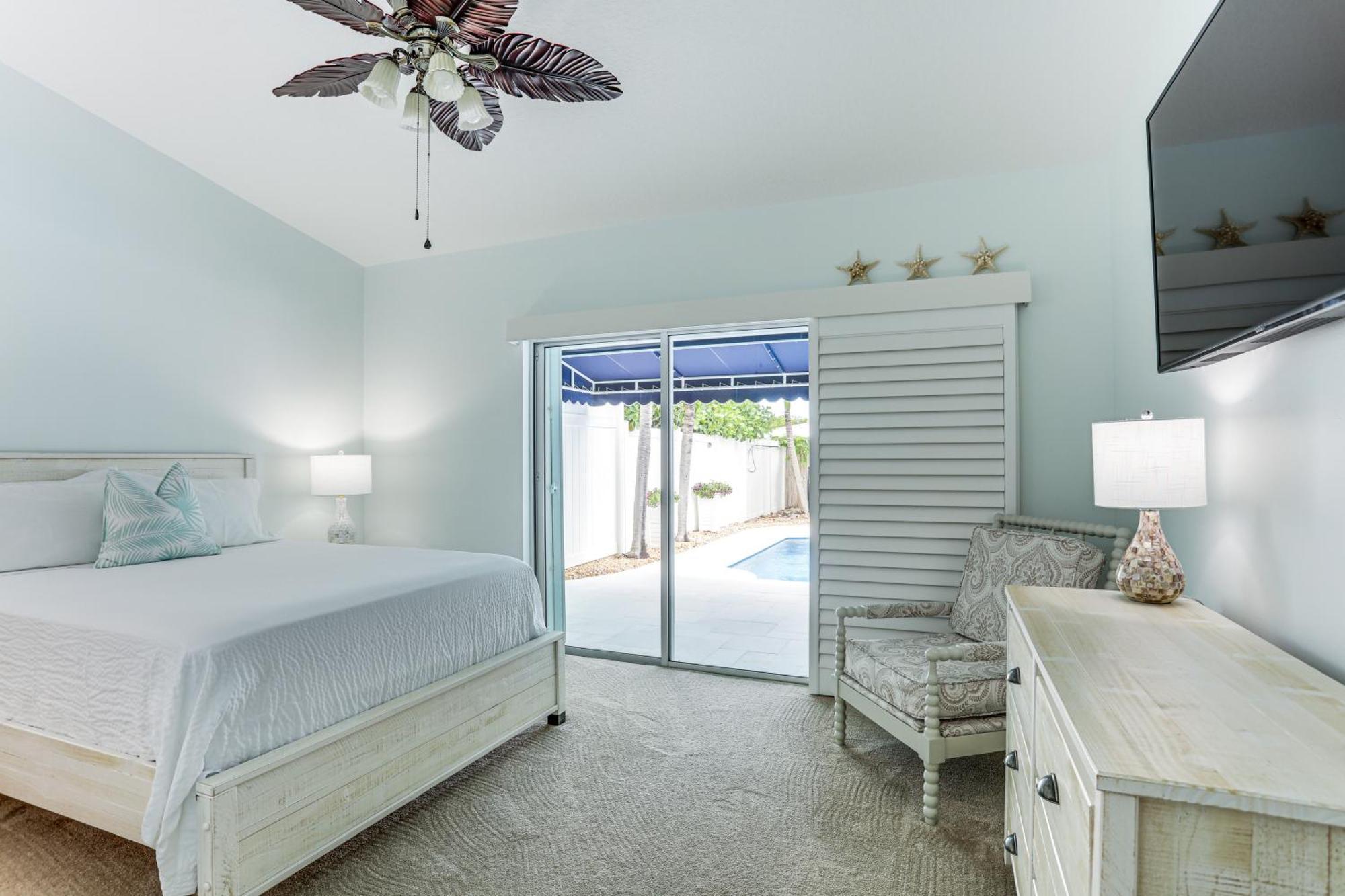 Coastal Villa With Private Yard And Heated Pool! North Palm Beach Eksteriør bilde