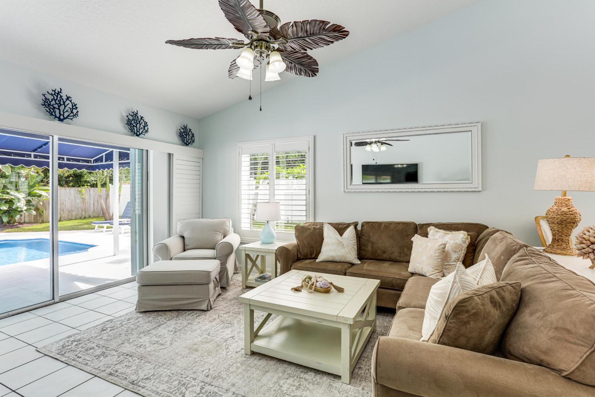 Coastal Villa With Private Yard And Heated Pool! North Palm Beach Eksteriør bilde